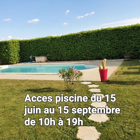 En Campagne, Confortable Le Pouzin Bagian luar foto